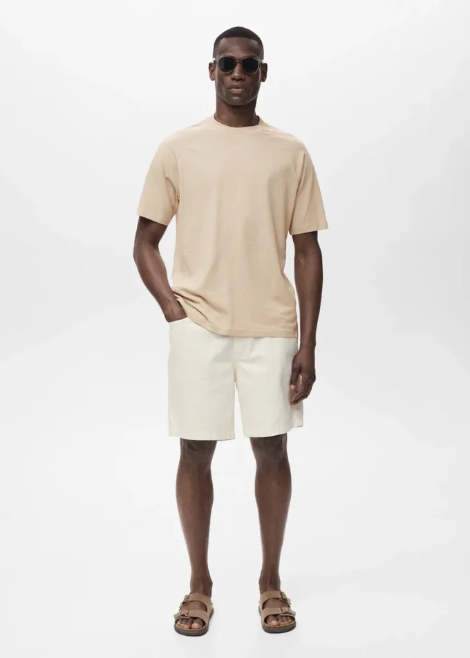 T-shirt in cotone e lino dalla vestibilità morbida T-shirt in cotone e lino dalla vestibilità morbida