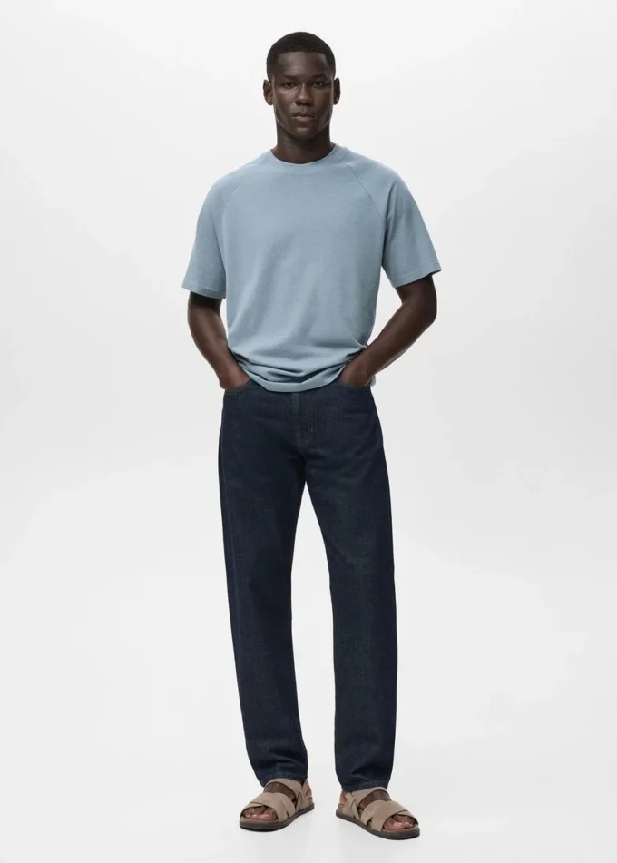 T-shirt in cotone e lino dalla vestibilità morbida T-shirt in cotone e lino dalla vestibilità morbida