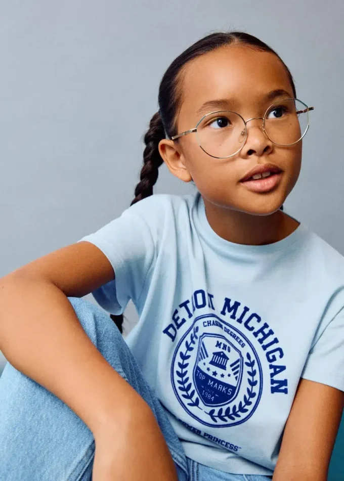 T-shirt in cotone ricamata T-shirt in cotone ricamata