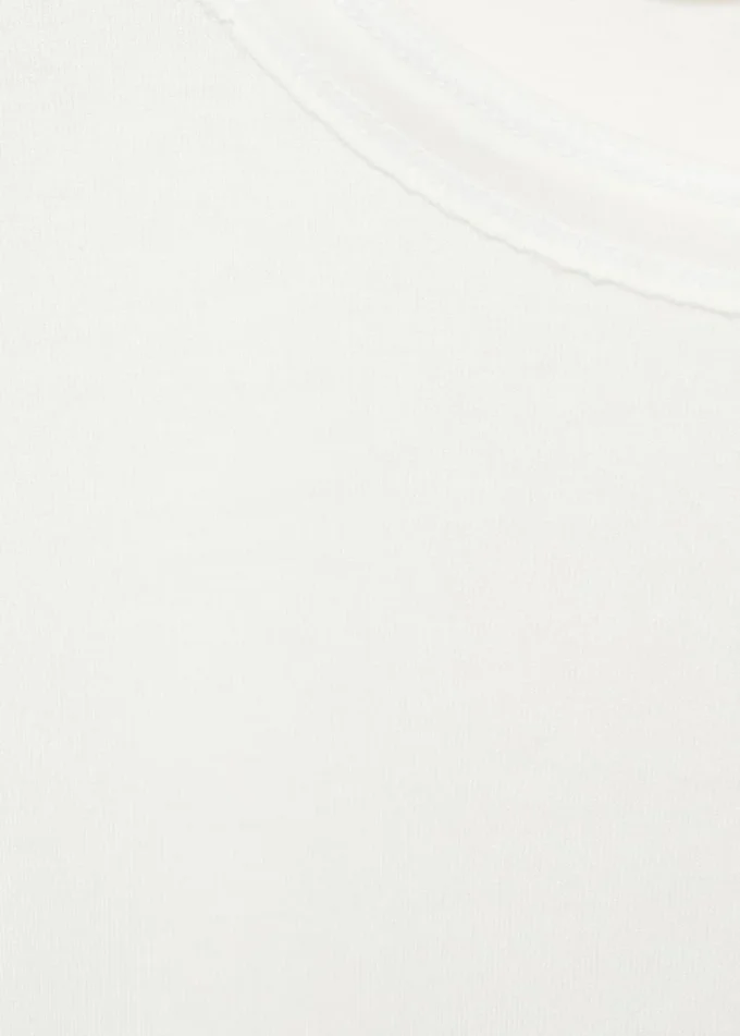 T-shirt in cotone tinta unita T-shirt in cotone tinta unita