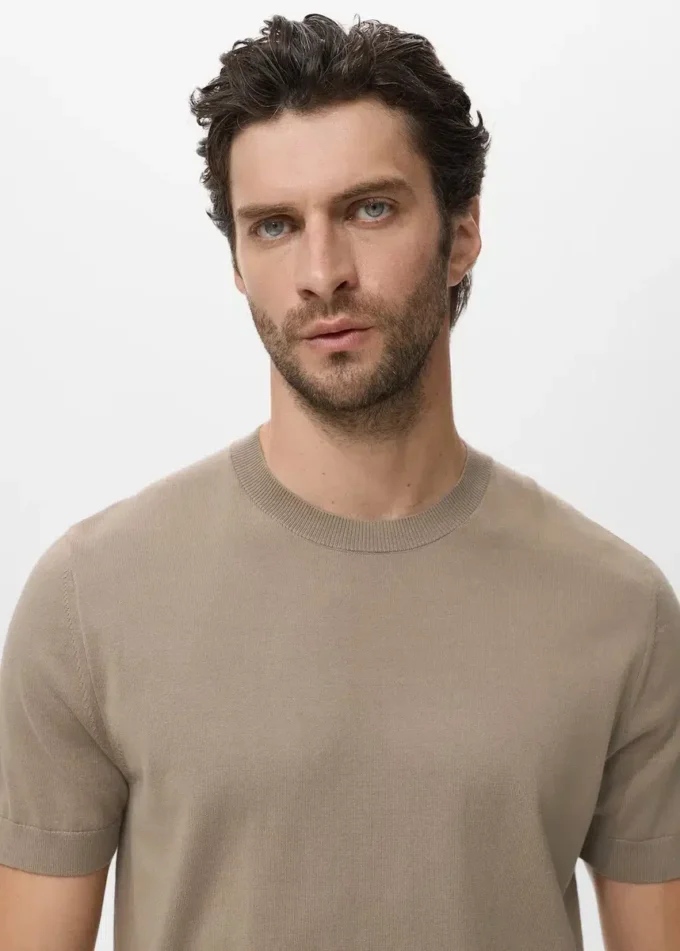 T-shirt in maglia fine di cotone T-shirt in maglia fine di cotone