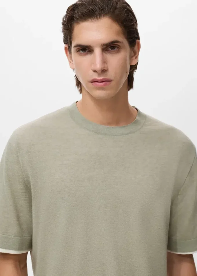 T-shirt in misto cotone a contrasto T-shirt in misto cotone a contrasto