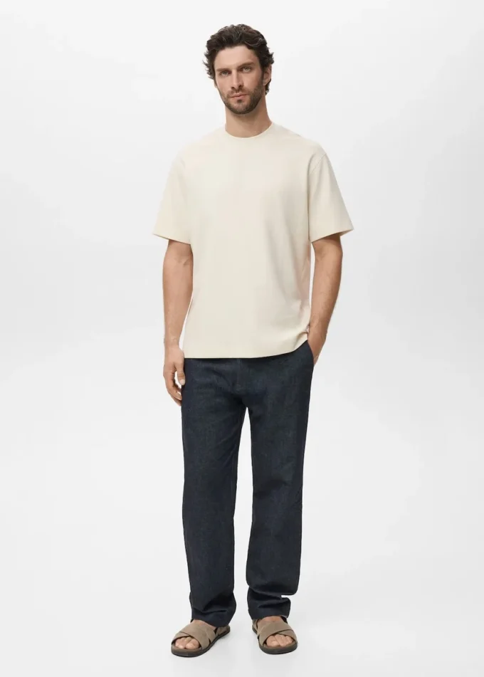 T-shirt in tessuto felpato dalla vestibilità morbida T-shirt in tessuto felpato dalla vestibilità morbida