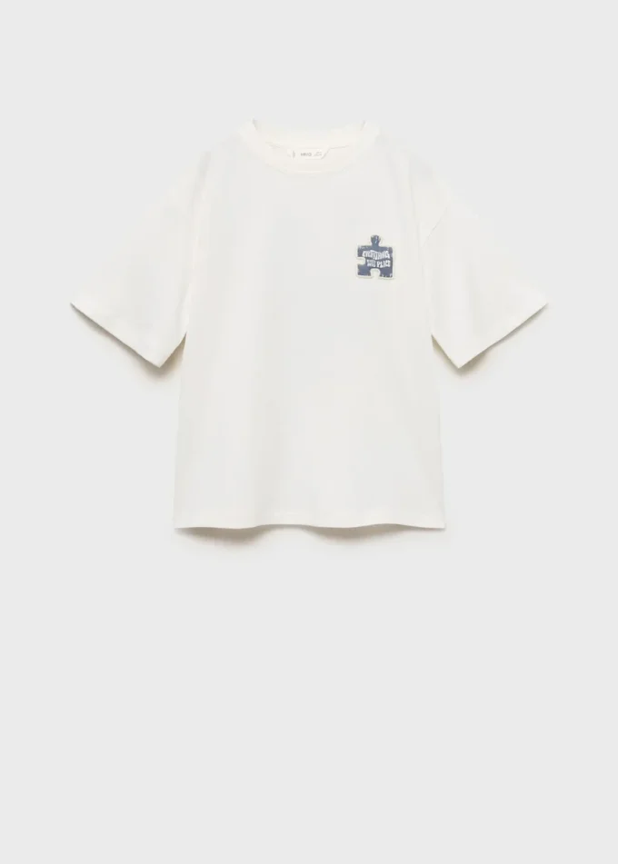 T-shirt ricamata con texture T-shirt ricamata con texture