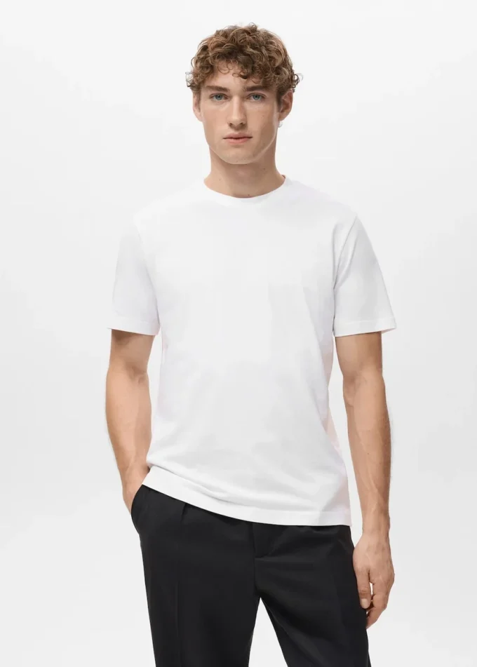T-shirt slim fit 100% cotone T-shirt slim fit 100% cotone