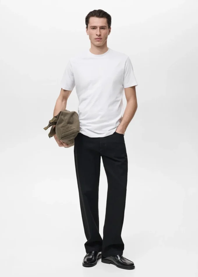 T-shirt slim fit 100% cotone T-shirt slim fit 100% cotone