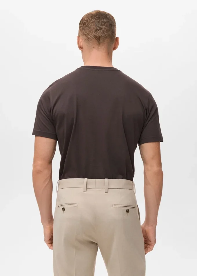 T-shirt slim fit 100% cotone T-shirt slim fit 100% cotone