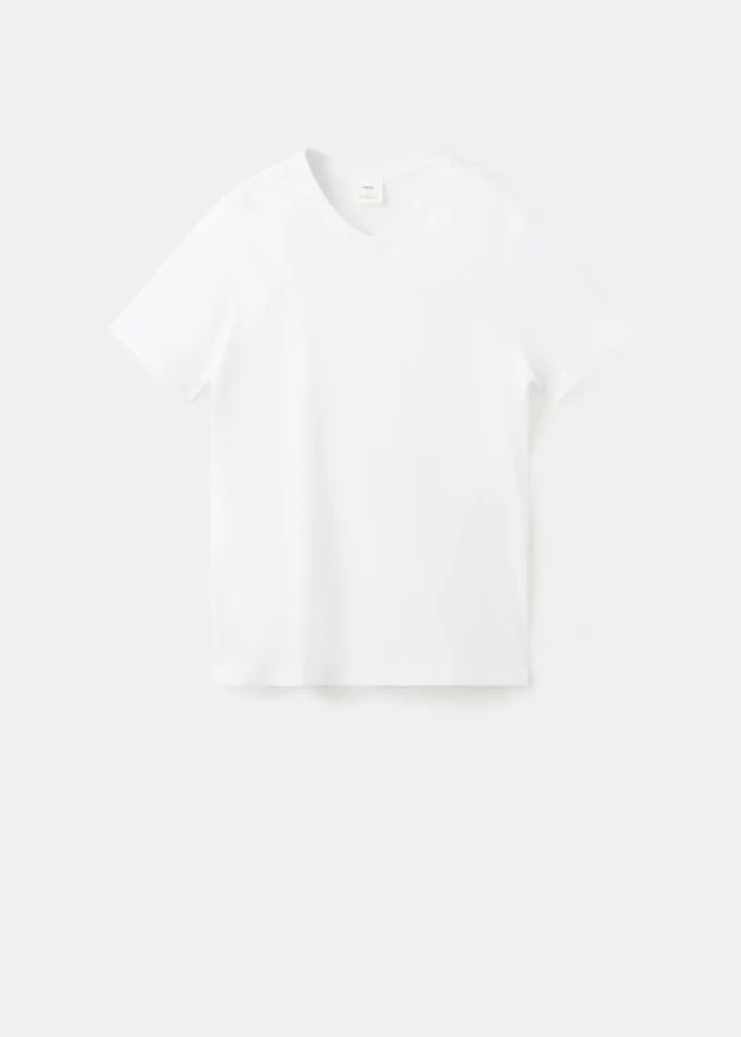 T-shirt slim fit con scollo a V in cotone 100% T-shirt slim fit con scollo a V in cotone 100%