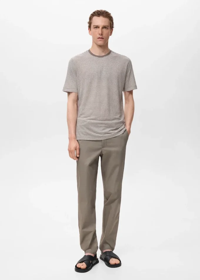 T-shirt slim fit in lino a righe T-shirt slim fit in lino a righe