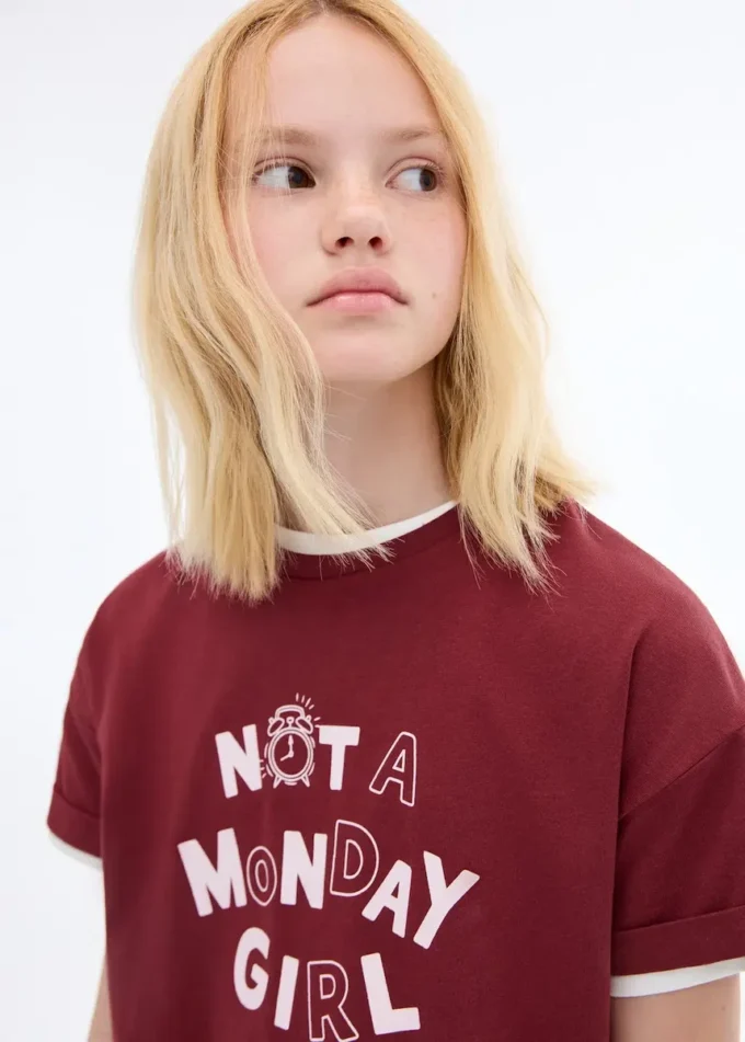 T-shirt stampata a maniche corte T-shirt stampata a maniche corte