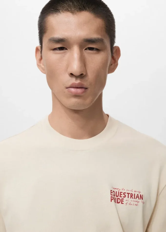 T-shirt stampata dalla vestibilità morbida T-shirt stampata dalla vestibilità morbida