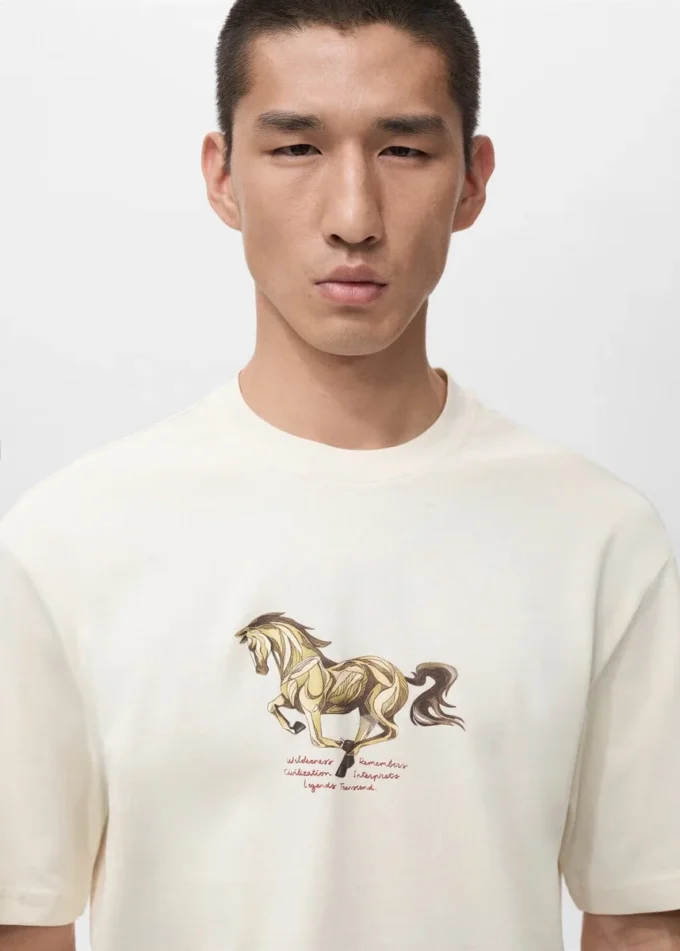 T-shirt stampata in cotone 100% T-shirt stampata in cotone 100%