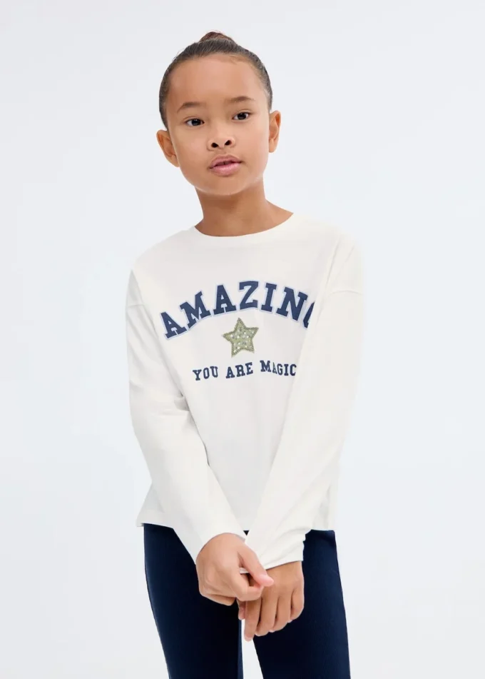 T-shirt stampata ricamata T-shirt stampata ricamata