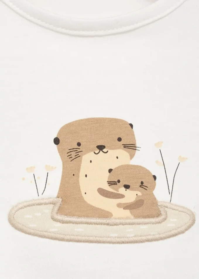 T-shirt stampata ricamata T-shirt stampata ricamata