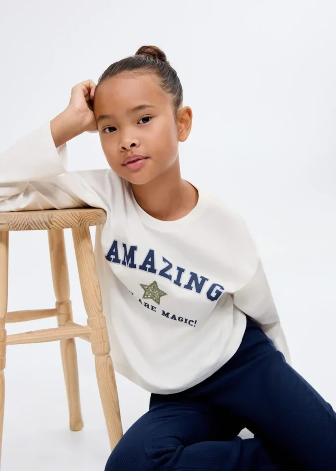 T-shirt stampata ricamata T-shirt stampata ricamata