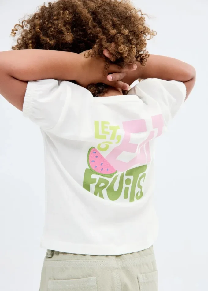 T-shirt stampata ricamata T-shirt stampata ricamata