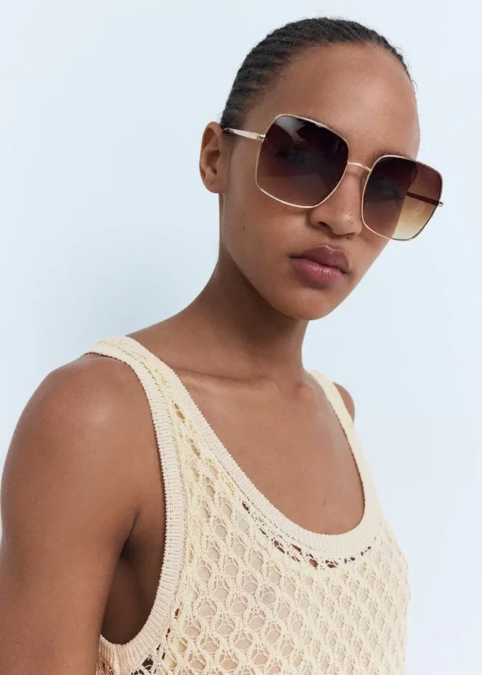 Top all’uncinetto con spalline Top all’uncinetto con spalline