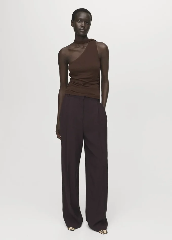 Top asimmetrico con foulard