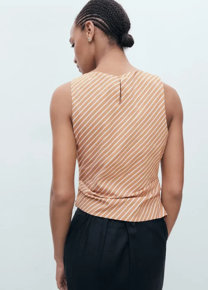 Top asimmetrico in cotone a righe Top asimmetrico in cotone a righe