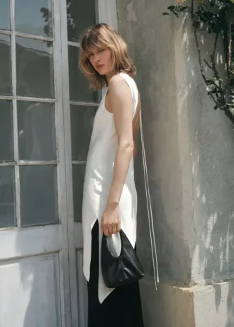 Top asimmetrico in raso