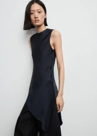 Top asimmetrico in raso