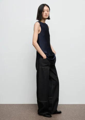 Top asimmetrico in raso