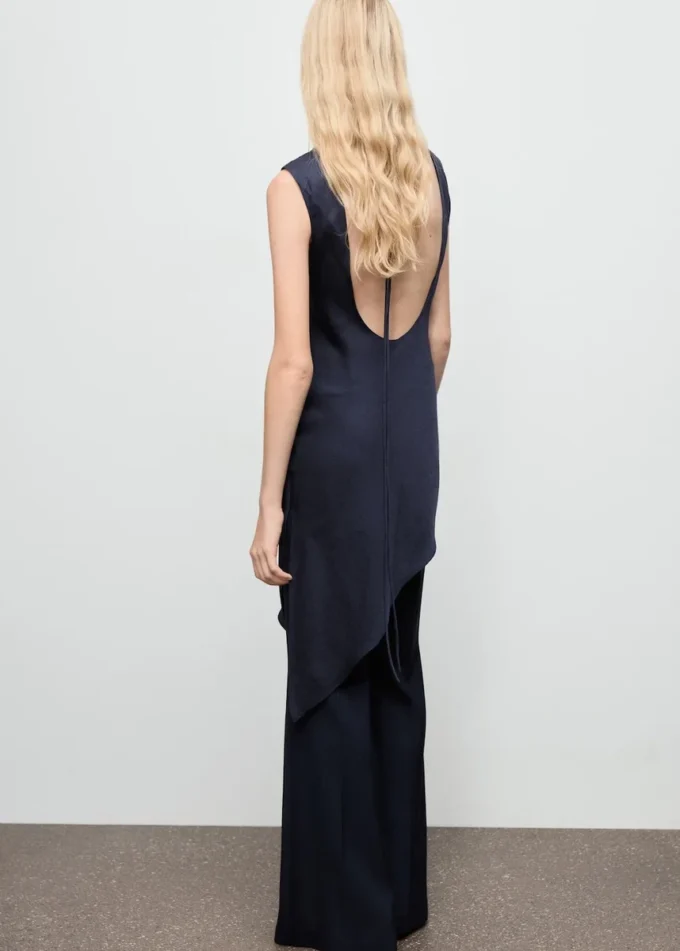 Top asimmetrico in raso Top asimmetrico in raso