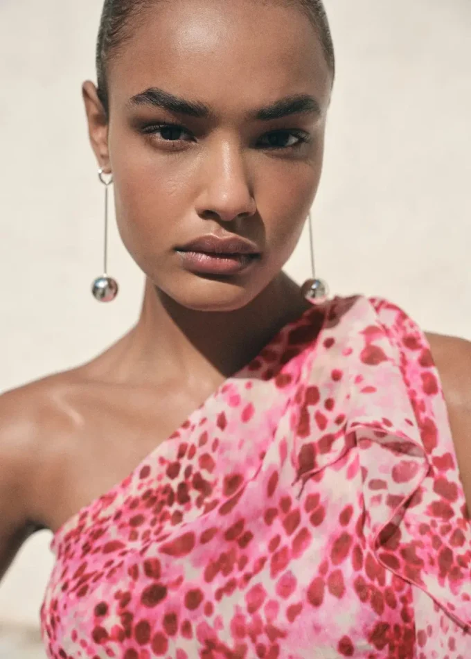 Top asimmetrico stampato Top asimmetrico stampato