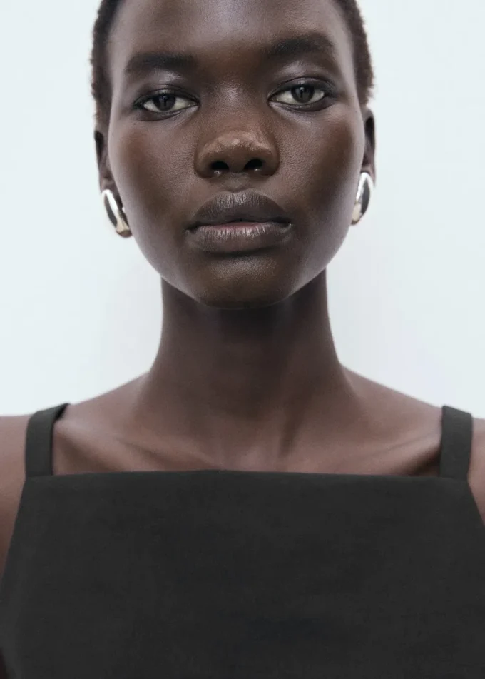 Top con fiocchi sul retro