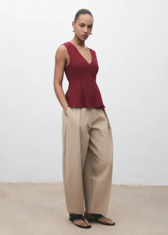 Top con peplo in lyocell Top con peplo in lyocell