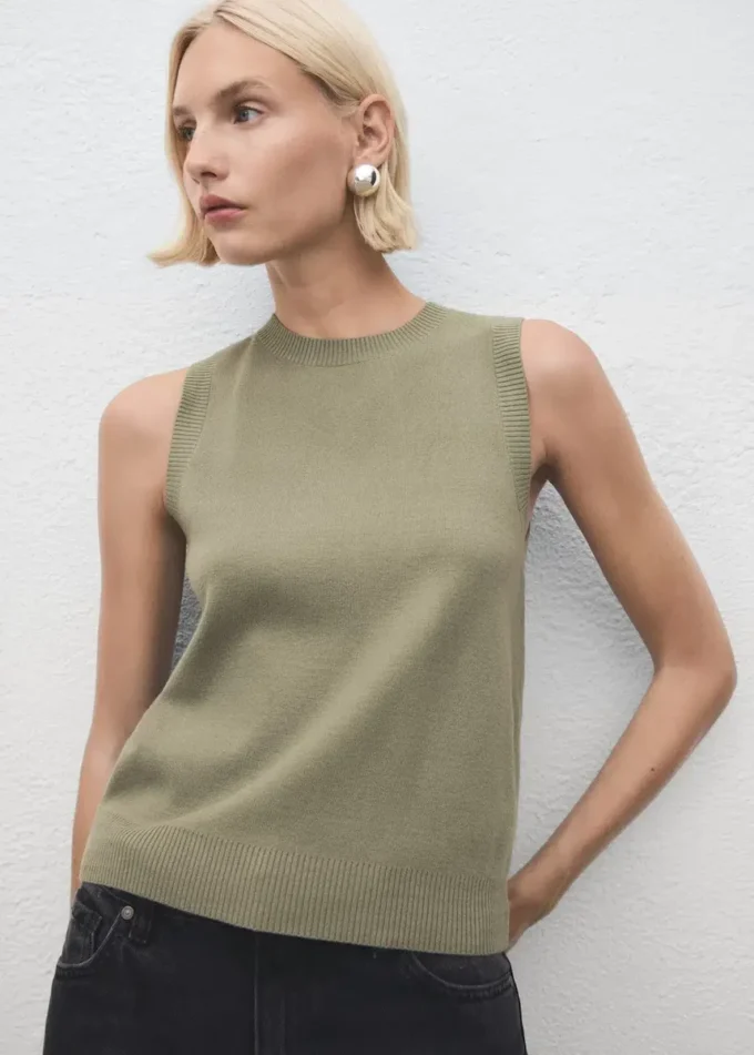 Top con spalline in maglia