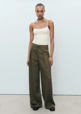 Top con spalline sottili