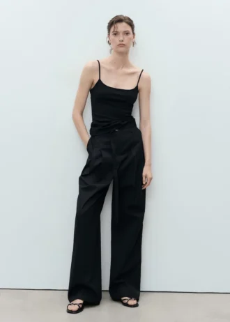 Top con spalline sottili