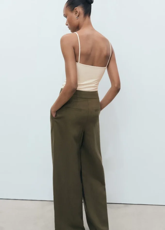 Top con spalline sottili Top con spalline sottili