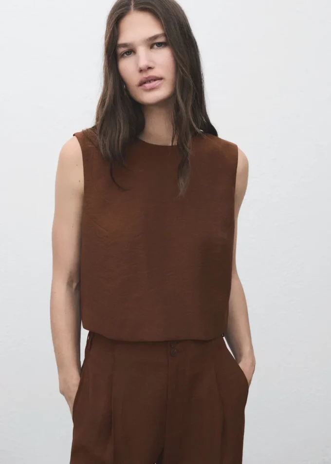 Top corto con bottoni Top corto con bottoni