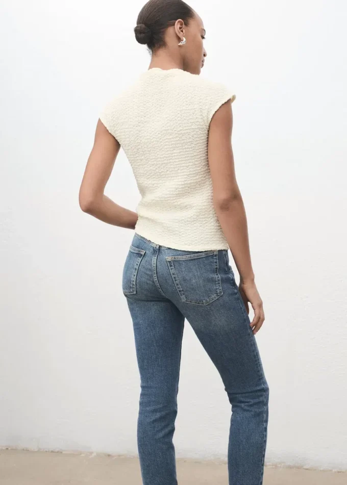 Top in cotone testurizzato Top in cotone testurizzato