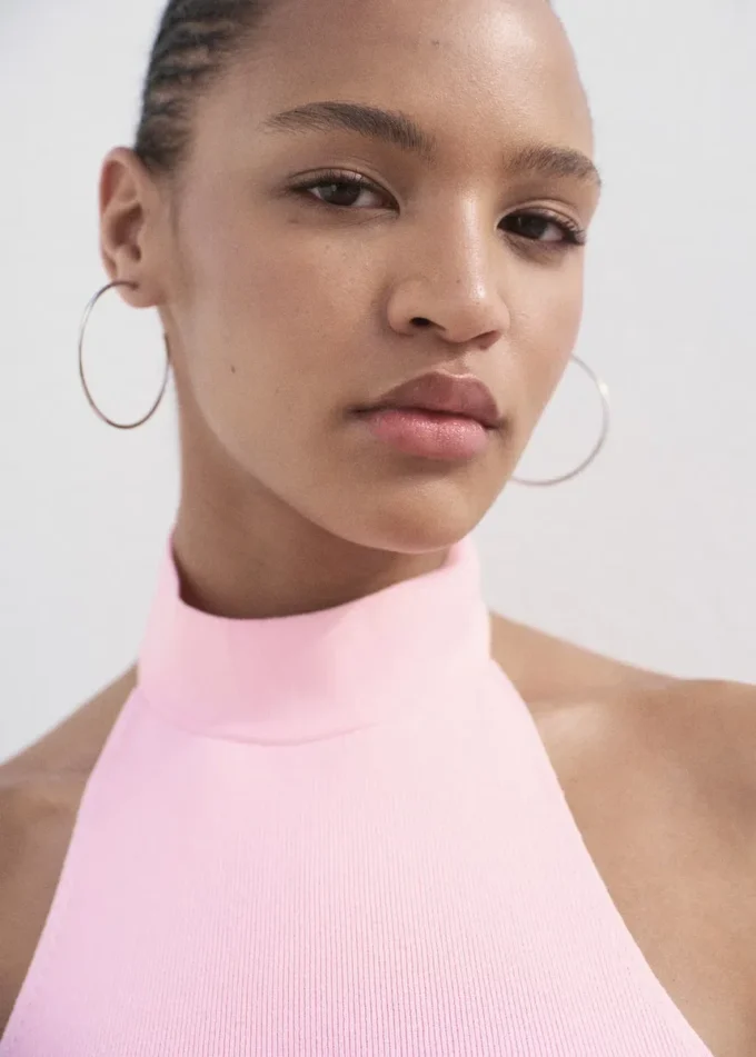 Top in maglia con scollo all’americana Top in maglia con scollo all’americana