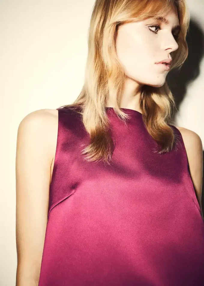 Top in raso con fiocchi Top in raso con fiocchi