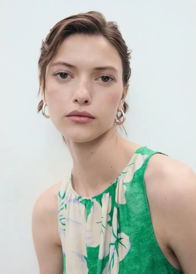 Tuta con cintura stampata Tuta con cintura stampata