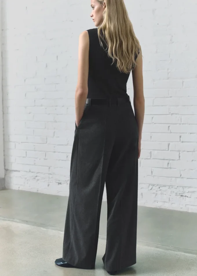 Tuta gessata Tuta gessata