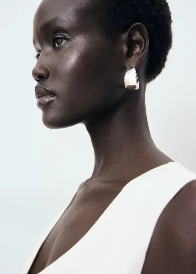 Tuta in lino stile completo Tuta in lino stile completo