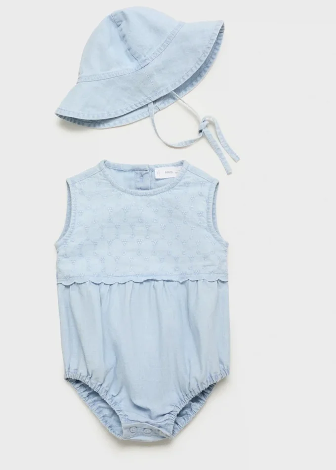 Tutina in denim ricamata Tutina in denim ricamata