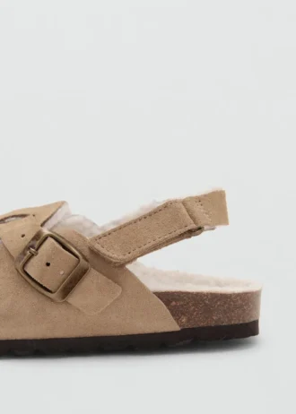 Zoccoli in pelle di montone con fodera effetto pelliccia Zoccoli in pelle di montone con fodera effetto pelliccia